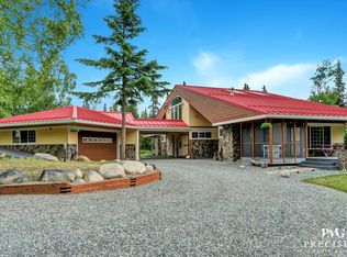 10601 N Palmer Fishhook Rd, Palmer, AK 99645