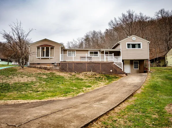 4362 16th Street Rd, Huntington, WV 25701