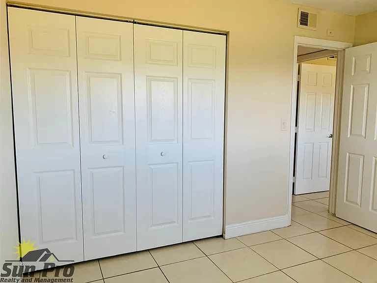 900 S Peninsula Dr #210 — Photo 12