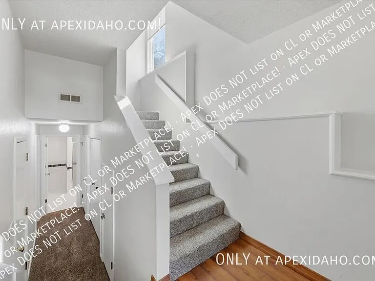 4870 N Wildrye Dr — Photo 5