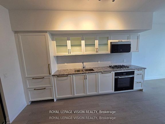 4th image of 505 Glencairn Ave #216