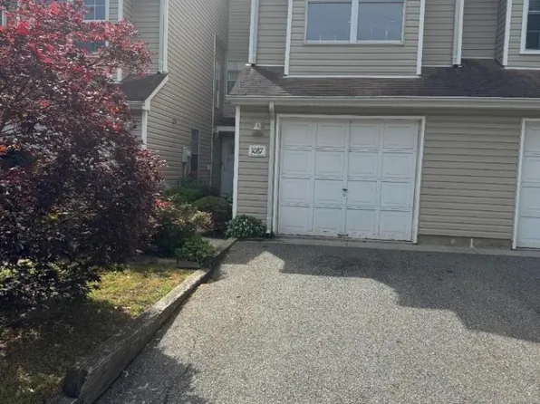 1087 Oakcroft Ln, Franklin Twp., NJ 08873