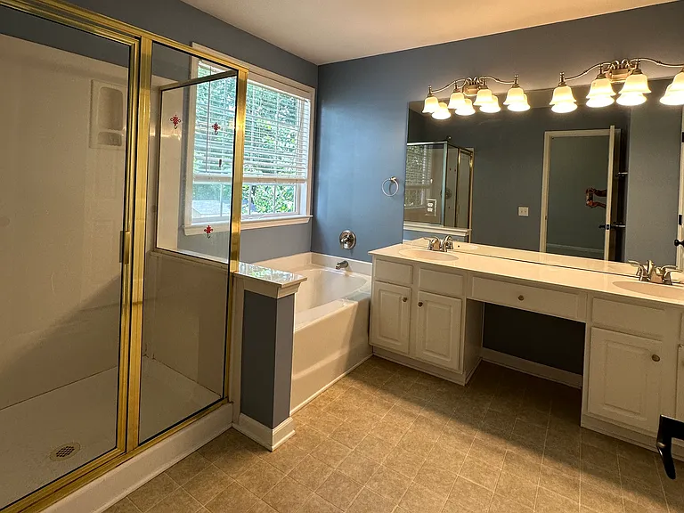 3936 Manor House Dr — Photo 15
