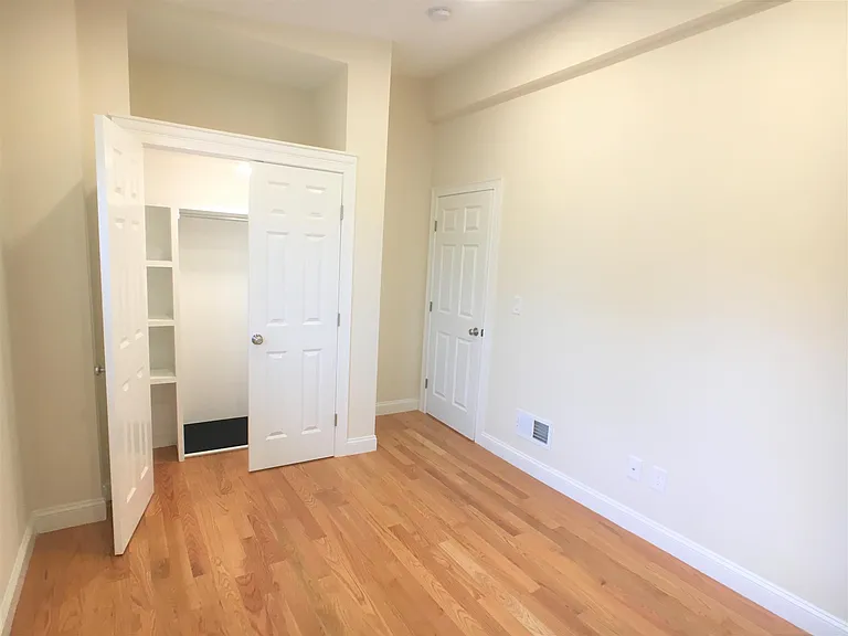 67 Temple St #2 — Photo 8