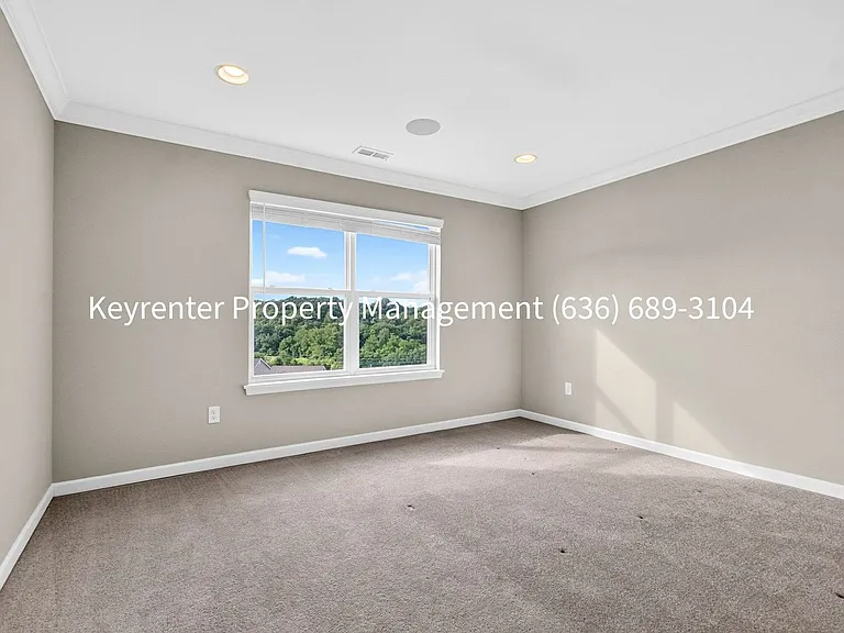 2823 Winding Valley Dr — Photo 29