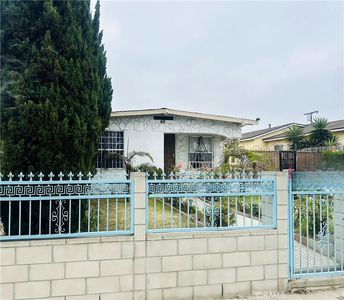 418 W 103rd St, Los Angeles, CA, 90003