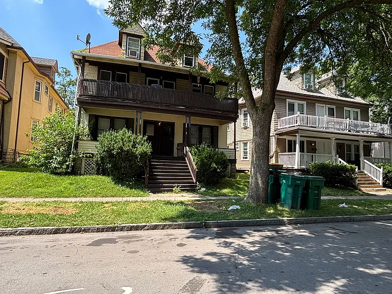 537-539 Meigs St — Photo 12