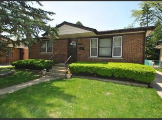 1430 Heidorn Ave, Westchester, IL 60154