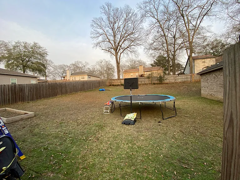 214 Aztec Dr — Photo 8