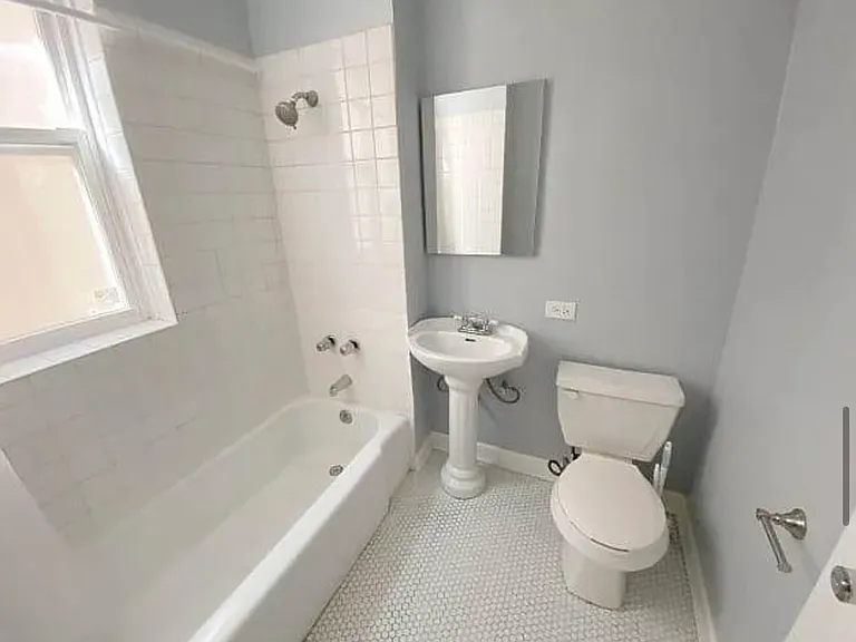 3144 N Ridgeway Ave #1 — Photo 8