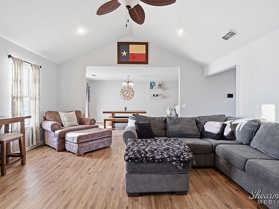 2nd image of 627 Pocahontas Trl