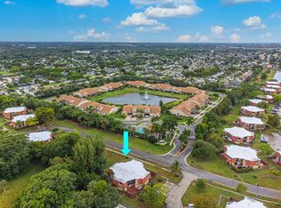 22976 Oxford Pl APT B, Boca Raton, FL 33433