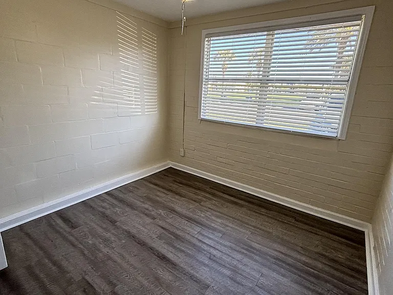 713 4th Ave S #713 — Photo 5