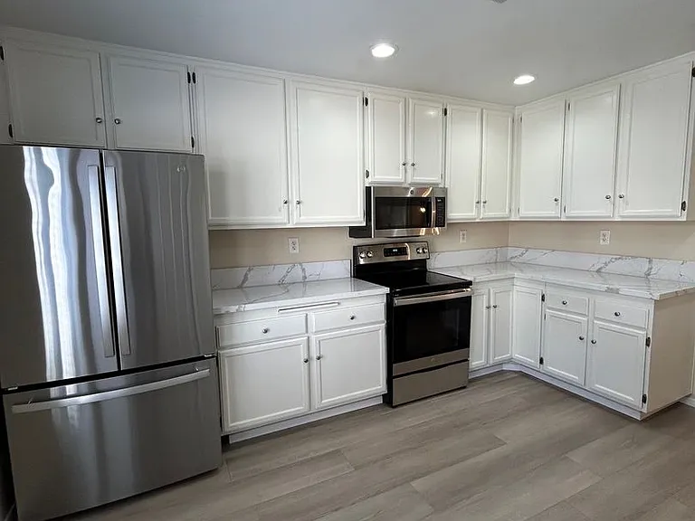 4351 Nobel Dr #61 — Photo 3