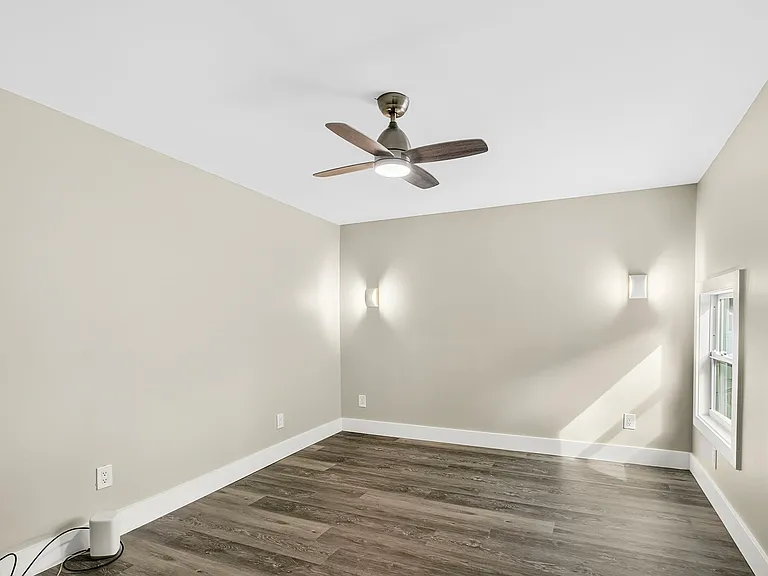 37 Seminole Ct #A — Photo 16