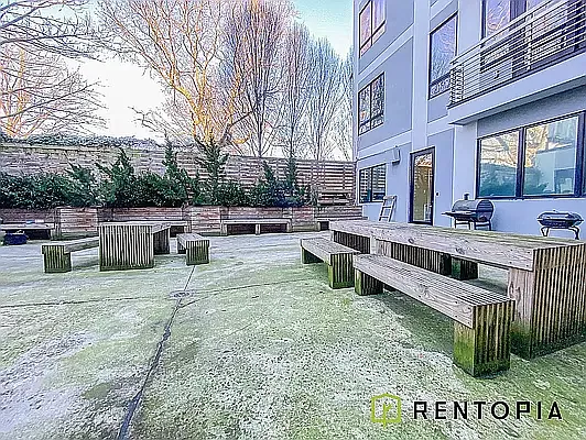 Rented by Rentopia | media 23