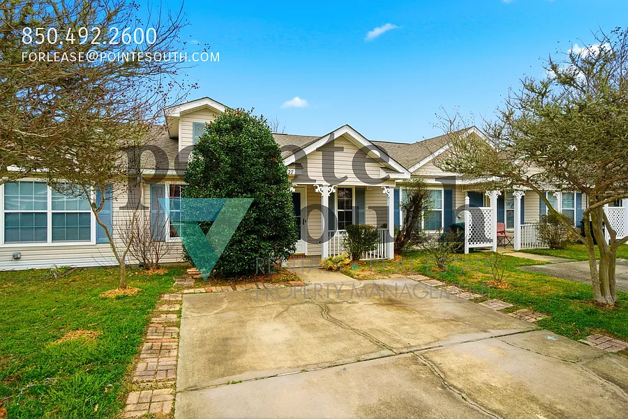 Building Photo - 2527 Trailwood Dr