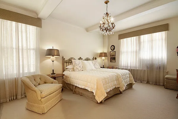 Sold by Corcoran | media 6