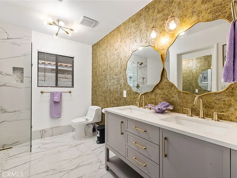 1489 E Francis Dr — Photo 36