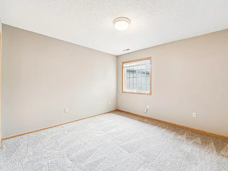 1701 Industrial St #7 — Photo 7