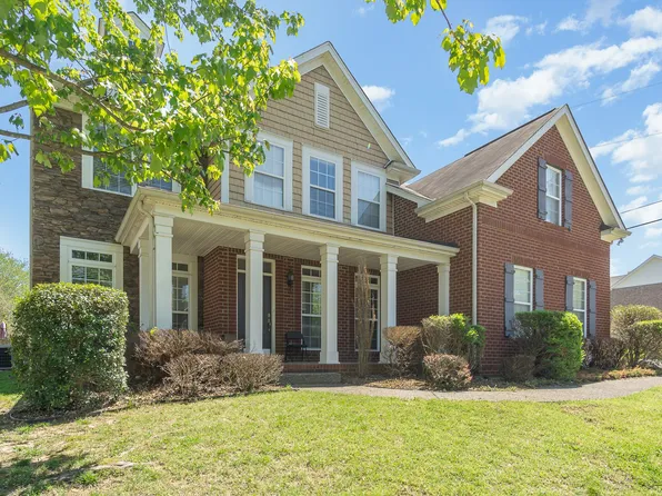 1033 Wyntergrace Farm Rd NE, Old Hickory, TN 37138