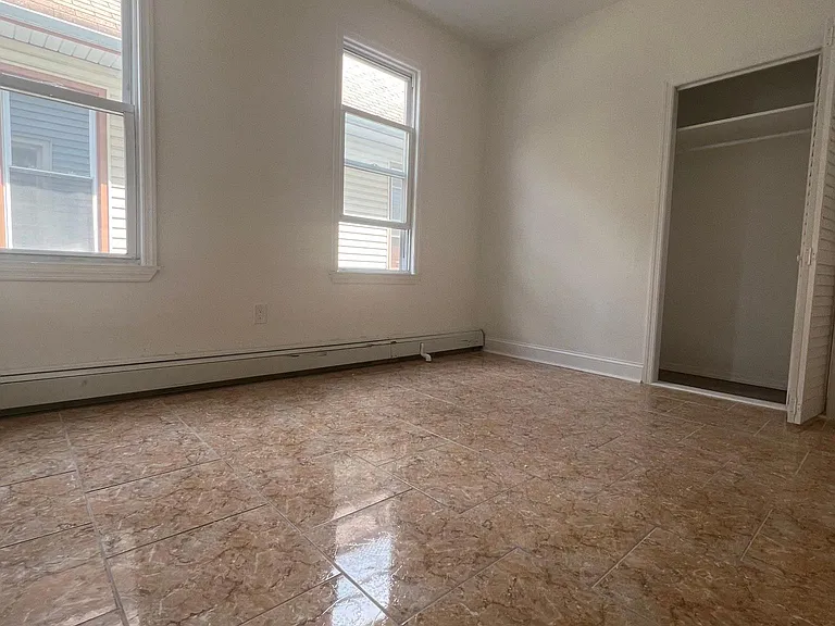 239 Harrison St #2 — Photo 5
