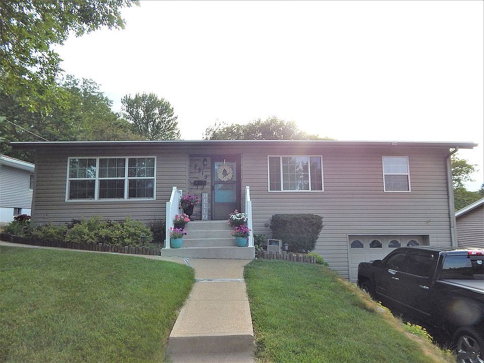 1st image of 2219 Helmer St