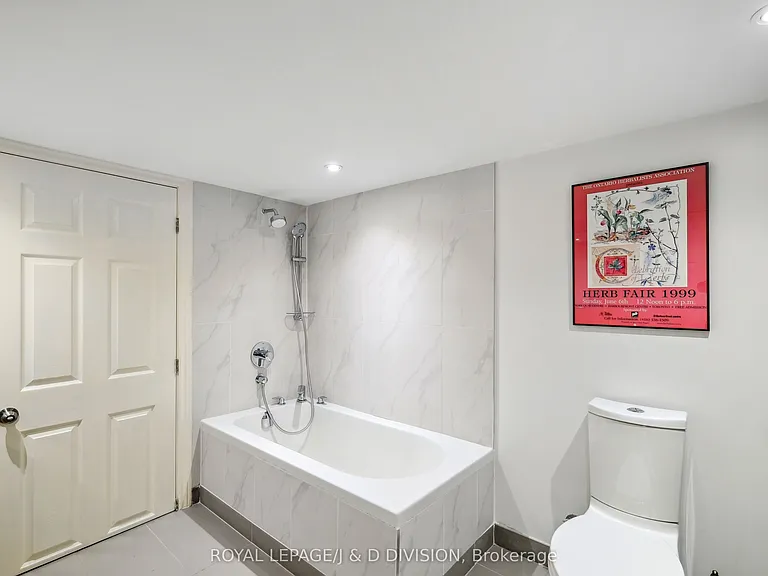 88 Asquith Ave — Photo 32