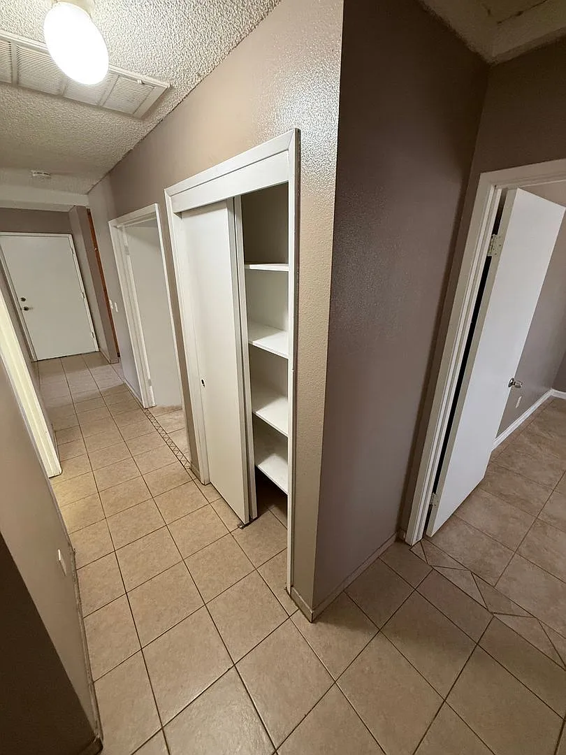 3 Bed 2 bath in Southwest Bakersfield — Photo 3