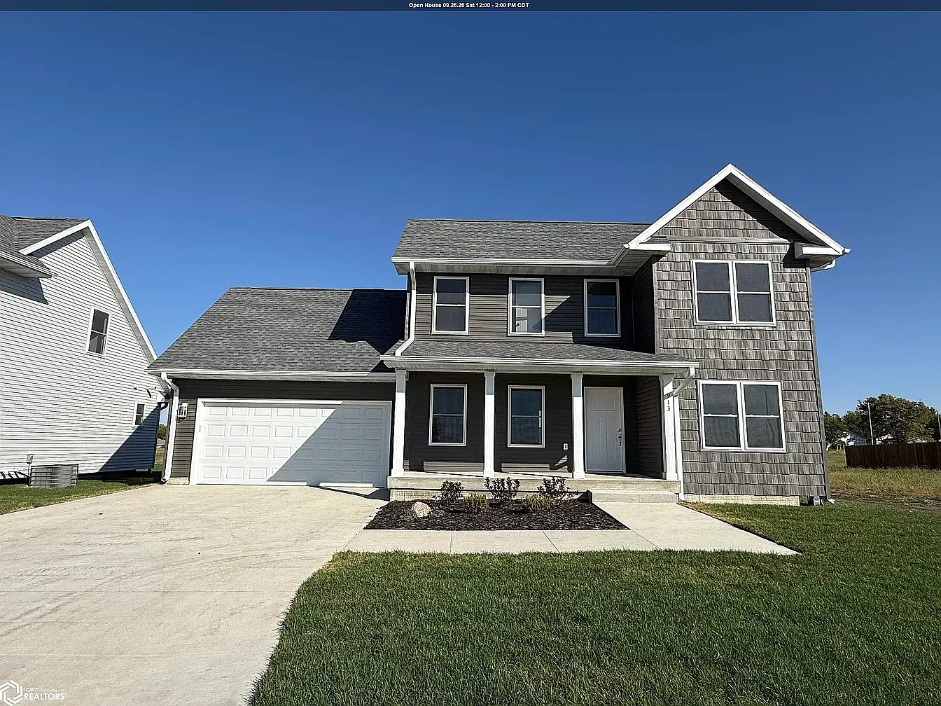 3 bed, 1302 sqft, $1,600 — Photo 1