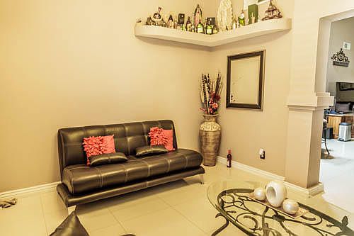 3rd image of 408 Valle Suave Dr