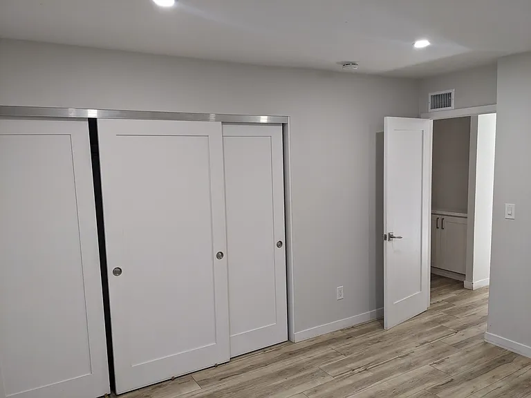 7193 Romford Ct — Photo 61