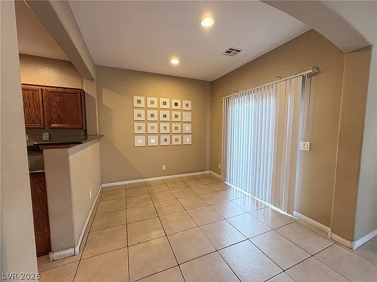 5014 Golden Antelope Way — Photo 8