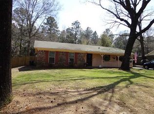 9761 Pineydale Ct, Semmes, AL 36575