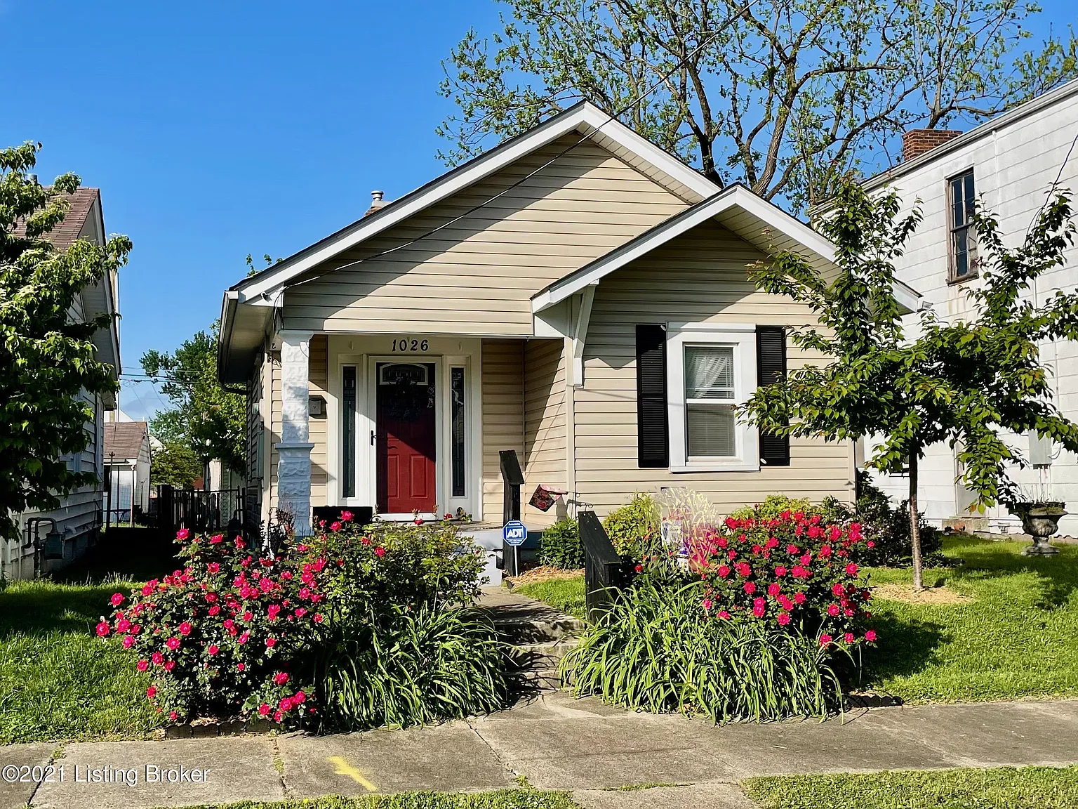 1026 Forrest St photo 1