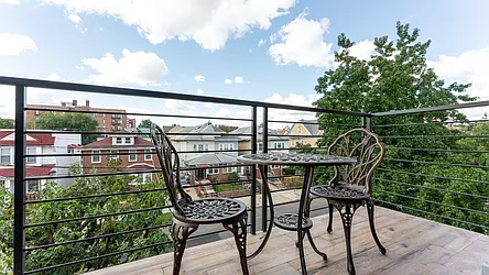 Rented by Aron Fried, LREB