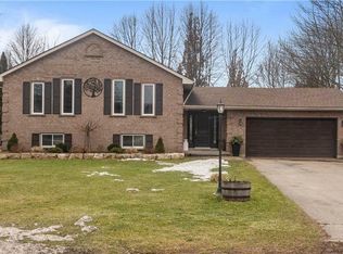 15 Robinson Rd, Norfolk County, ON N0E1Y0