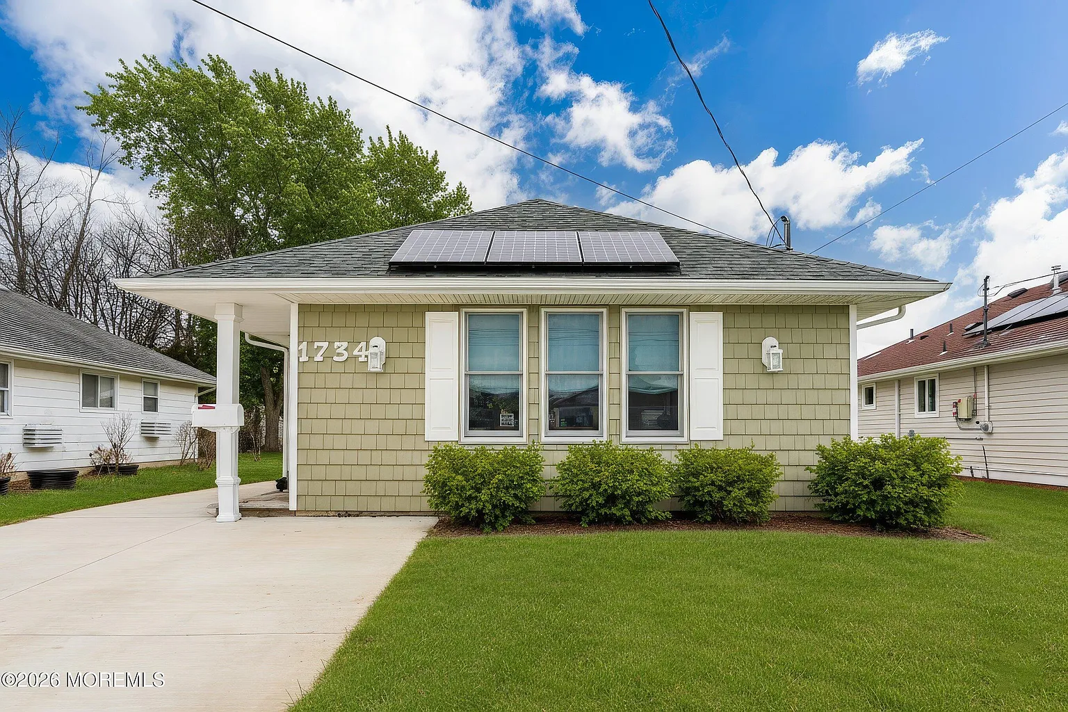 1734 Yorktowne Boulevard photo 1