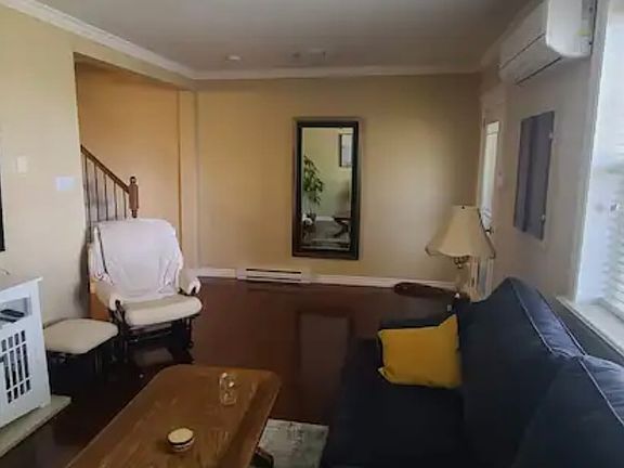 4th image of 13 Golf Ave