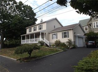 1 Roxbury Rd, Norwalk, CT 06851