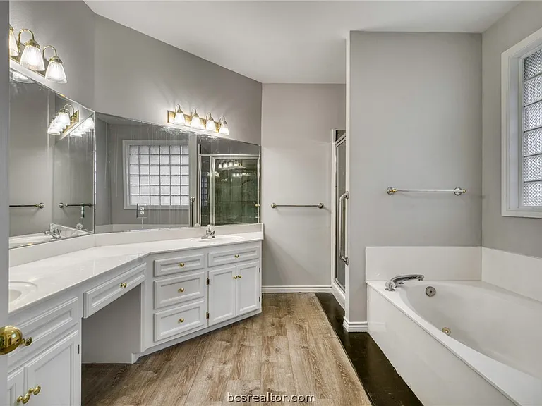 602 Clovis Ct — Photo 18