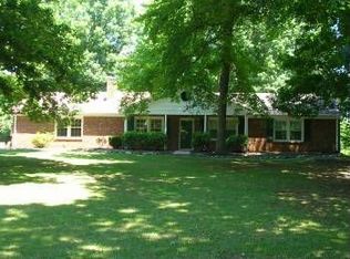 319 Tanbark Ln, Kernersville, NC 27284
