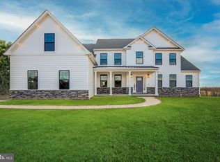 37 Barbertown Point Breeze Rd, Frenchtown, NJ 08825