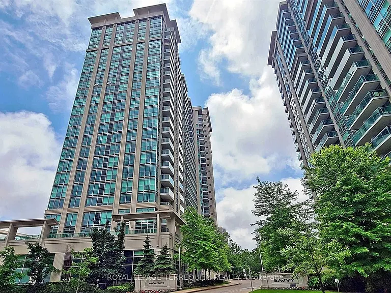 17 Anndale Dr #2211 — Photo 1