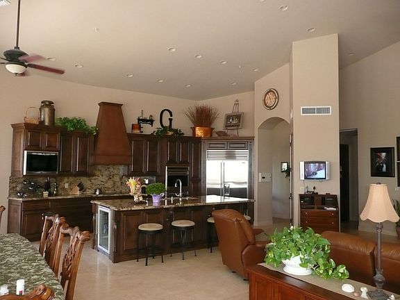 Kitchen with Wolf/Subzero appliances
