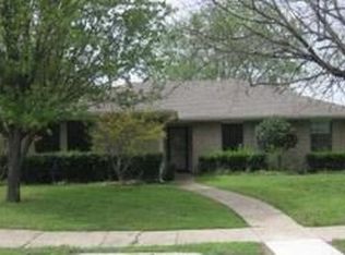 2701 Yale Dr, Rowlett, TX 75088