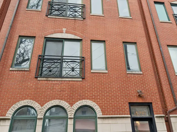 426 N Noble St APT 1, Chicago, IL 60642