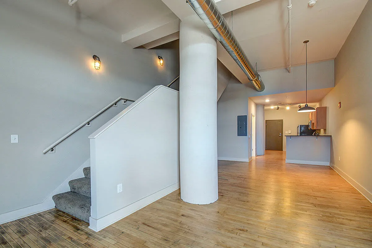 Stone Center Lofts — Photo 1