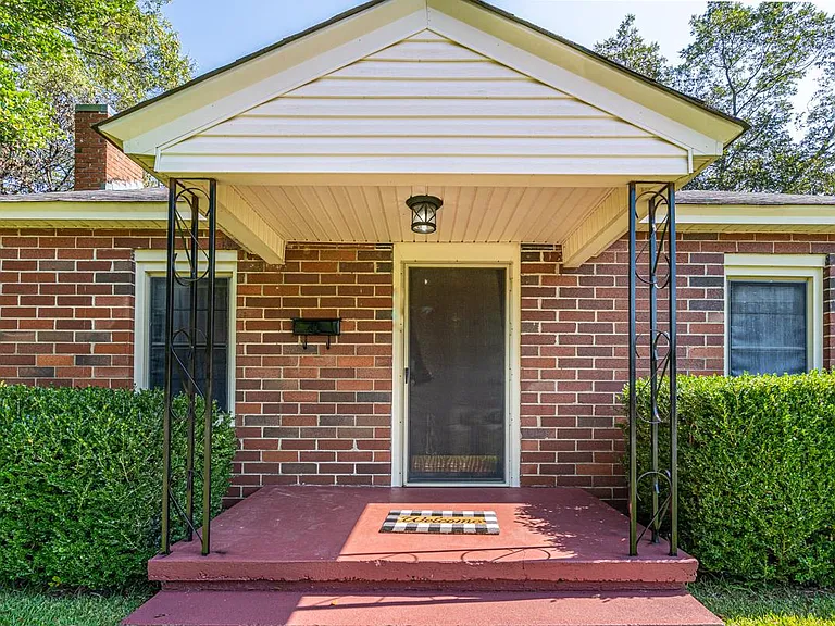 1300 Sparkman St SW — Photo 50