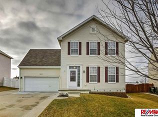 19117 Atlas St, Omaha, NE 68130